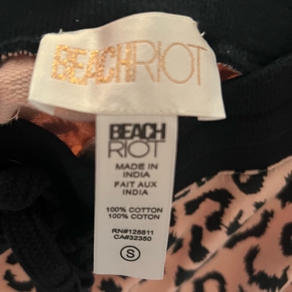 Beach Riot Ava Sweatshirt Rae Shorts Set Love Leopard - Picture 12 of 12